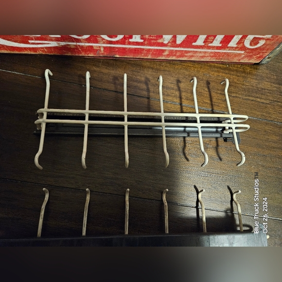 Vintage Hanging Coffee Cup Holders | Very MCM | - Picture 9 of 9